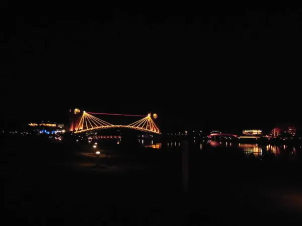 夜景も美しく