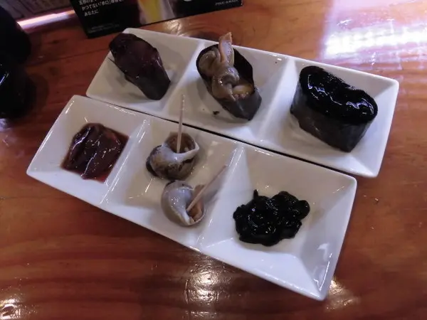 富山の珍味三種盛りと富山珍味軍艦