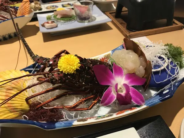 伊勢エビのお造り