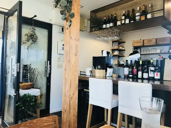 こじまりとしていて落ち着くお店