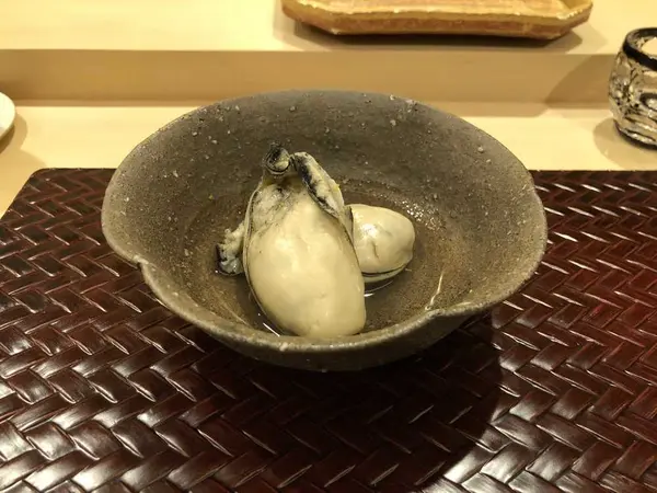 牡蠣の酒蒸し