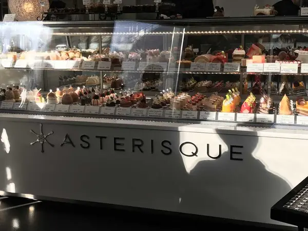 ショーケース