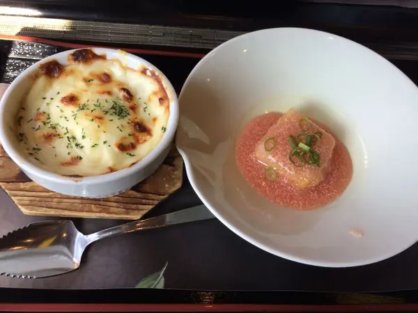 インカのめざめを使ったポテトグラタンと明太子の揚げ出し豆腐