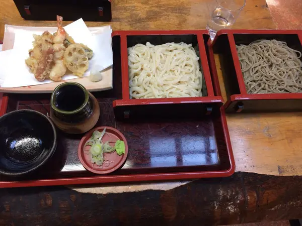 うどんとお蕎麦のあいもりセット