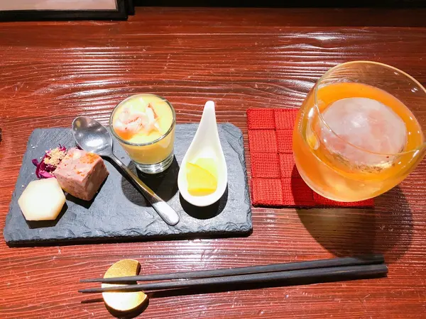 洒落たお通し
