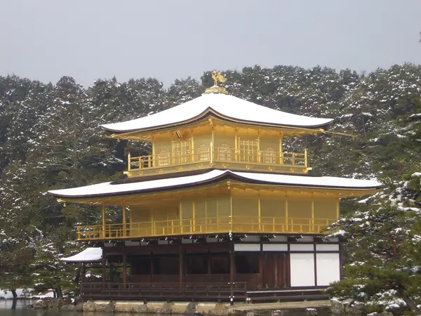 金閣寺は美しい