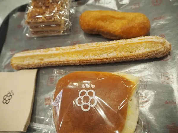 シュークリームパン、スイートポテトパン