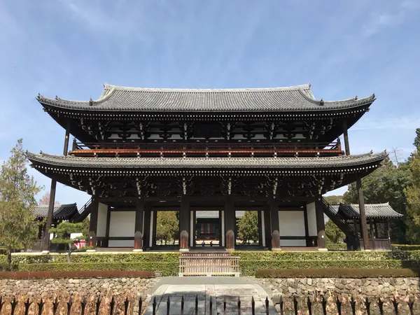 山門
