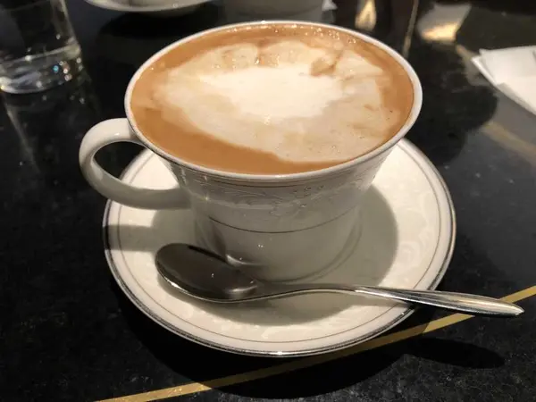 セット付いたコーヒー