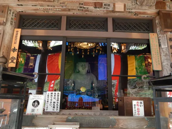 ご本尊は真白なんです