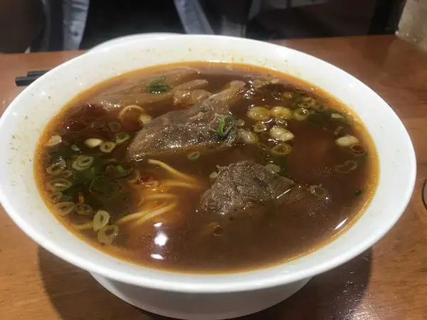 牛肉麺