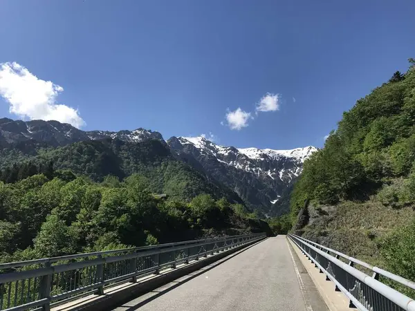 橋の上から笠ヶ岳が望める絶景ポイント