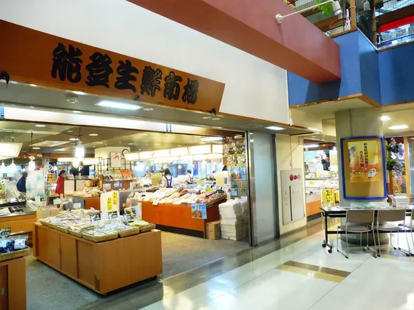 お土産を買う
