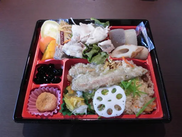 銀の馬車道弁当