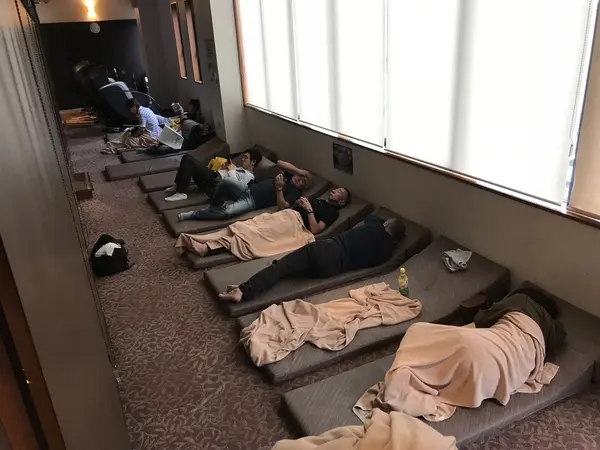 お昼寝スペースは有り難いのですが・・・