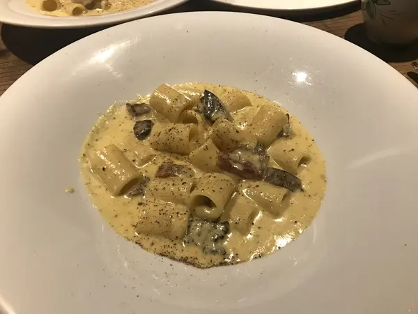 パスタもおいしい…♡