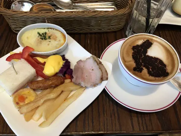 軽食メニュも充実！