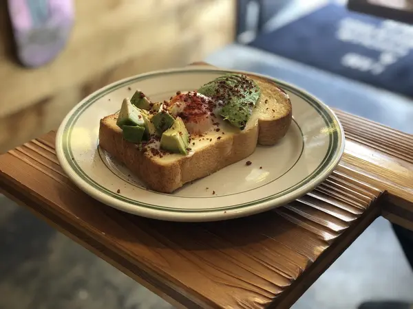 アボカドトースト