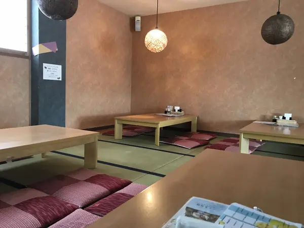 個室チック座敷。
