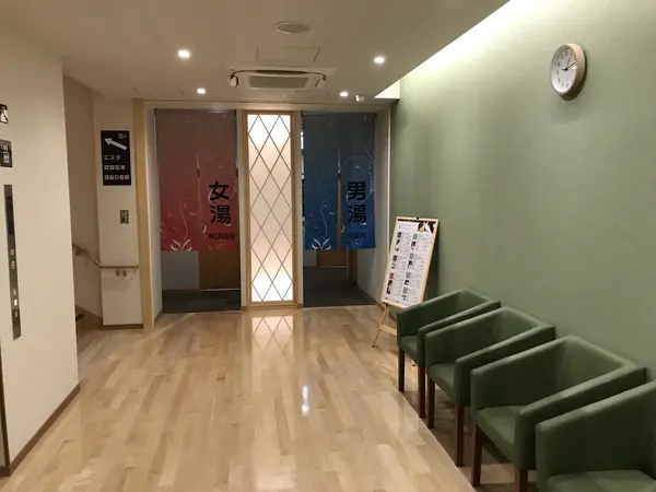 お風呂前の休憩スペース