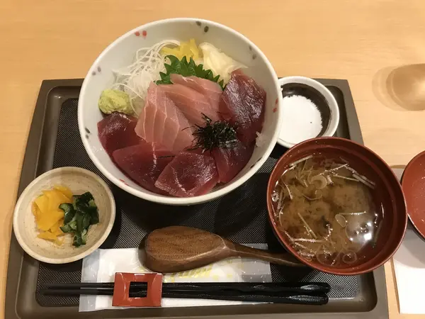 夕飯も丼モノで。