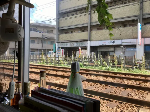 長閑な世田谷線を眺めながら