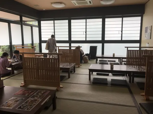 食堂座敷