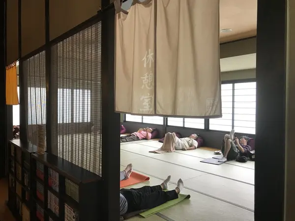 休憩所