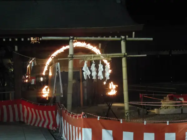火の輪くぐりの神事