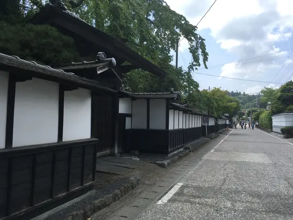 武家屋敷街