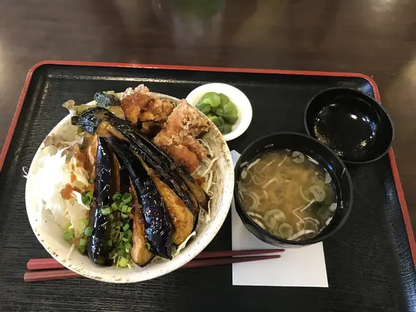 揚げナス唐揚げの油淋鶏丼