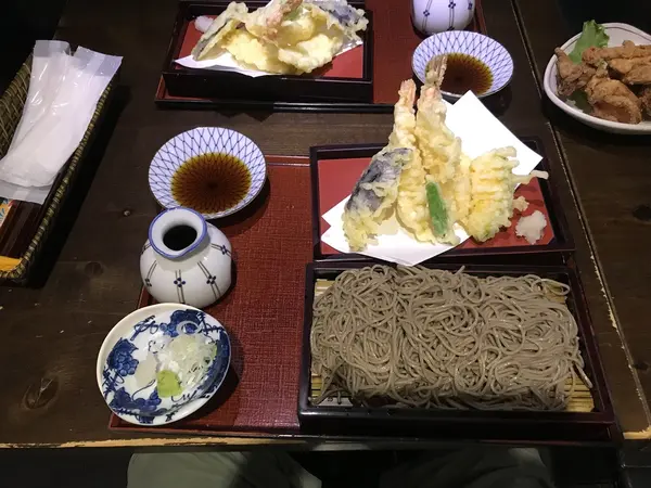 食堂は、お蕎麦屋さんなのです。