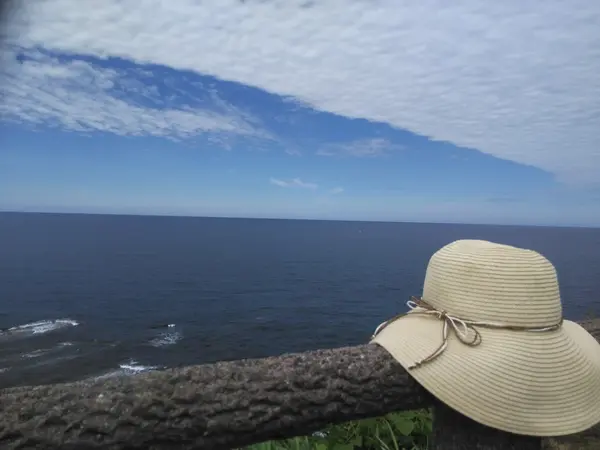 Blue Sky.Blue Ocean