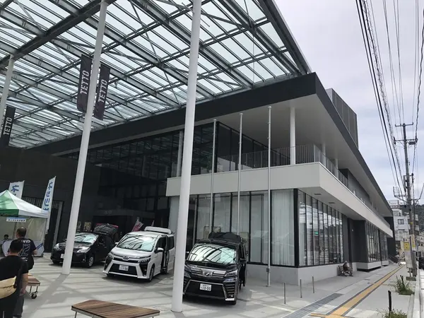シティホール建物