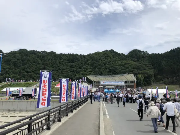 スタジアムへのアプローチ