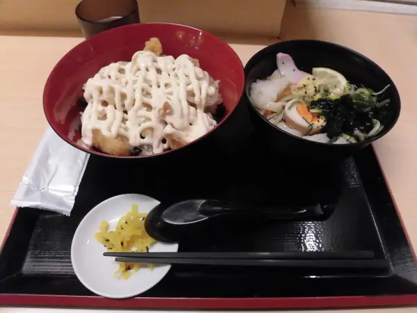 チキン南蛮とミニうどんのセット