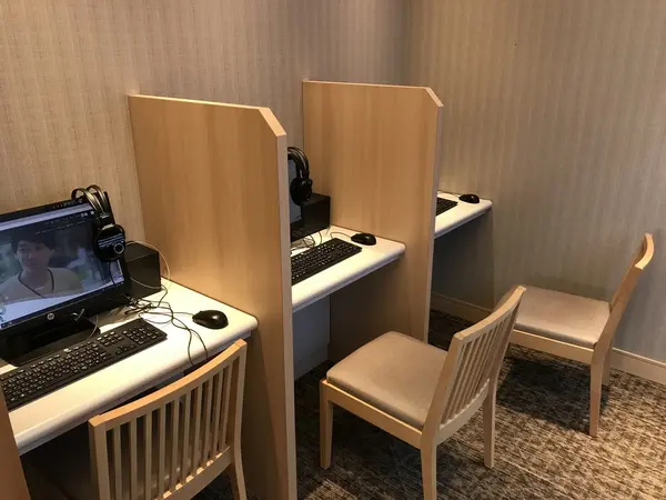 PCデスクまであります。