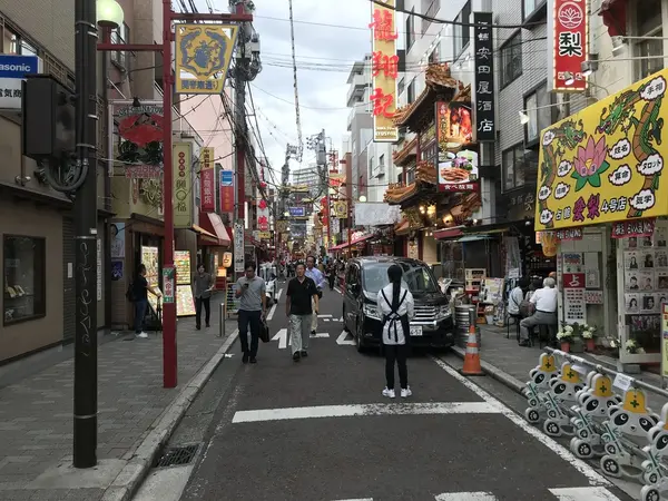 関帝廟通り