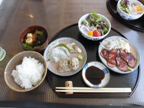 お造り三種盛り＆淡路牛ローストビーフ