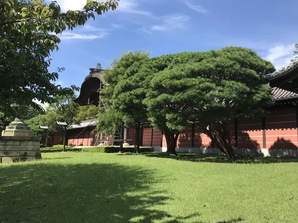 向唐門(むかいからもん)