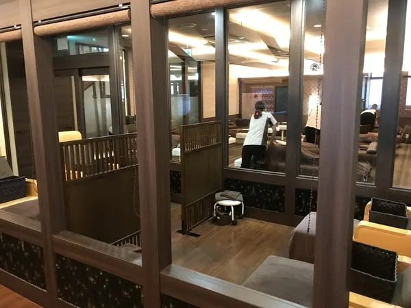 施術の様子が分かりますね。