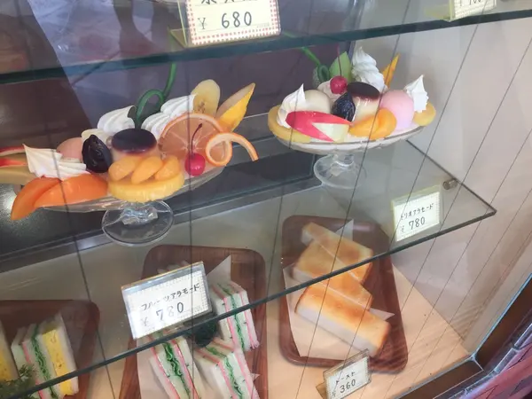 ショーケース