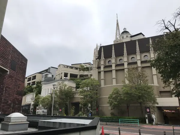 伊勢山ヒルズ