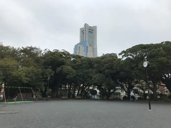 遊具広場も有ります。