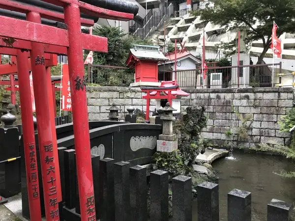 ちょっとだけ昔を偲ばせます。