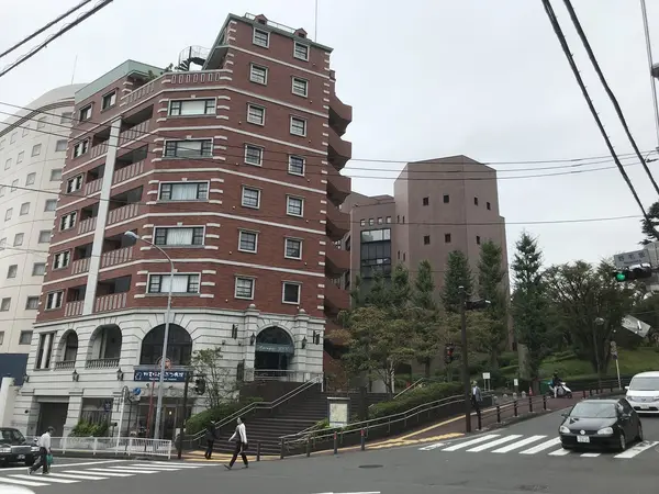 野毛坂交差点