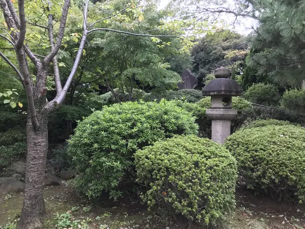 何か灯篭ばかり