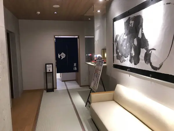 長くなりましたが館内です。