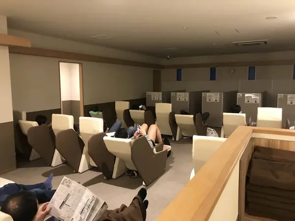 二階メイン施設