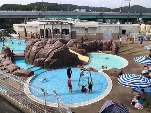 照が崎町営プール